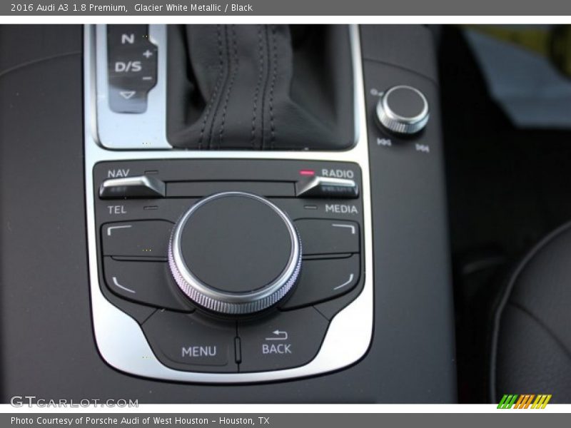 Glacier White Metallic / Black 2016 Audi A3 1.8 Premium
