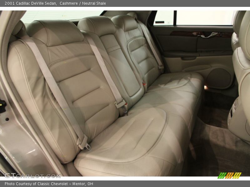 Cashmere / Neutral Shale 2001 Cadillac DeVille Sedan