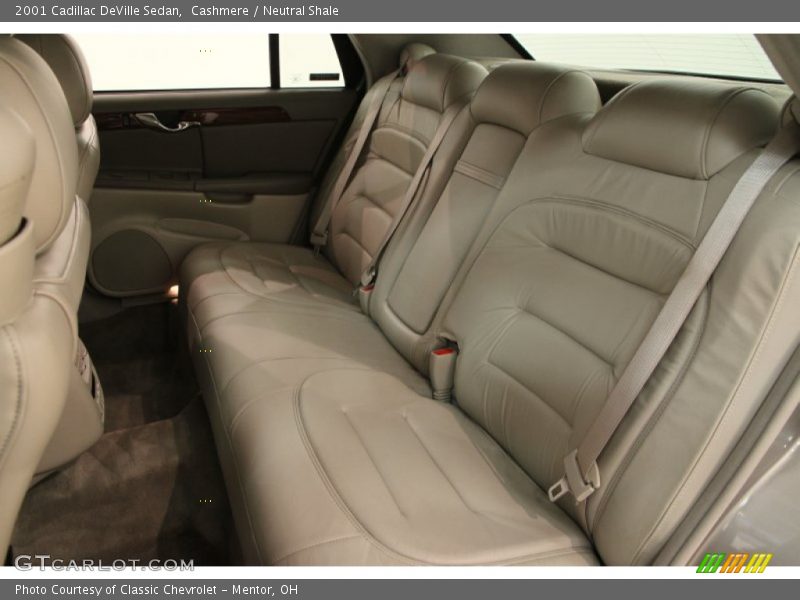 Cashmere / Neutral Shale 2001 Cadillac DeVille Sedan