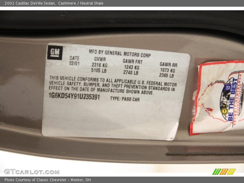 Cashmere / Neutral Shale 2001 Cadillac DeVille Sedan