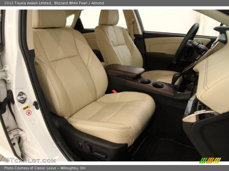 Blizzard White Pearl / Almond 2013 Toyota Avalon Limited