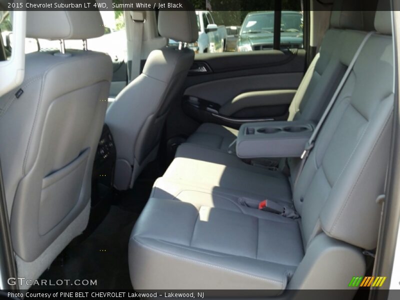 Summit White / Jet Black 2015 Chevrolet Suburban LT 4WD