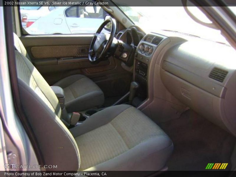 Silver Ice Metallic / Gray Celadon 2002 Nissan Xterra SE V6