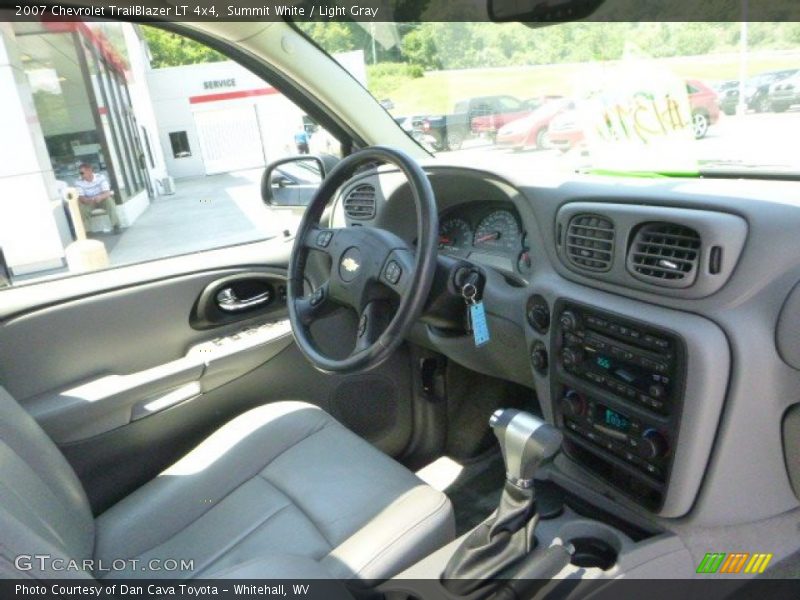 Summit White / Light Gray 2007 Chevrolet TrailBlazer LT 4x4