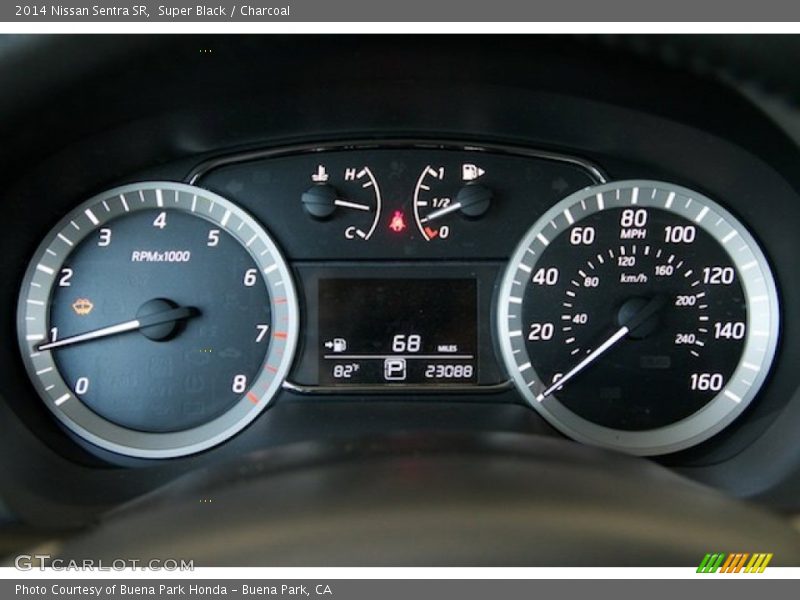 Super Black / Charcoal 2014 Nissan Sentra SR