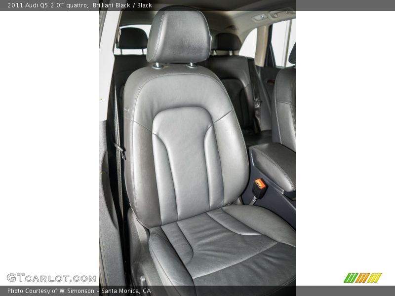 Brilliant Black / Black 2011 Audi Q5 2.0T quattro