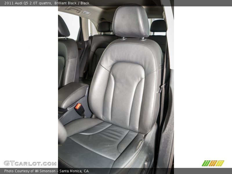 Brilliant Black / Black 2011 Audi Q5 2.0T quattro