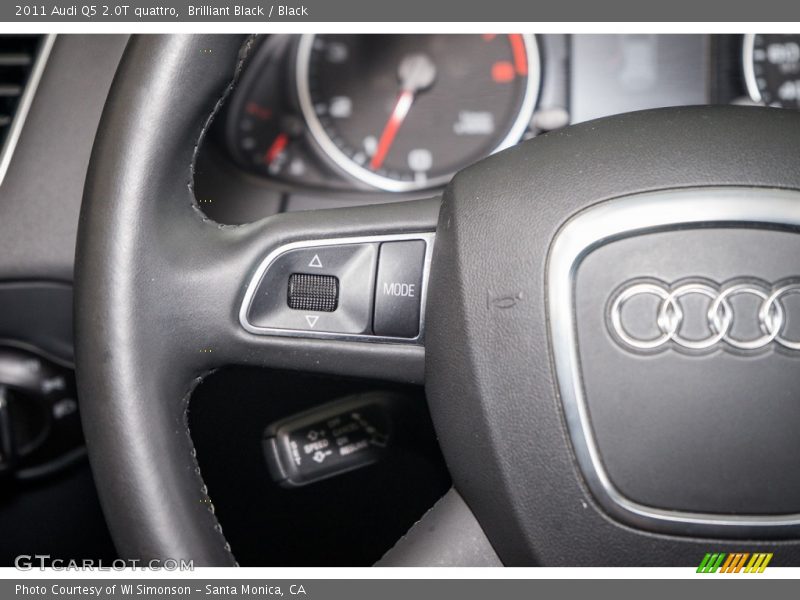 Brilliant Black / Black 2011 Audi Q5 2.0T quattro