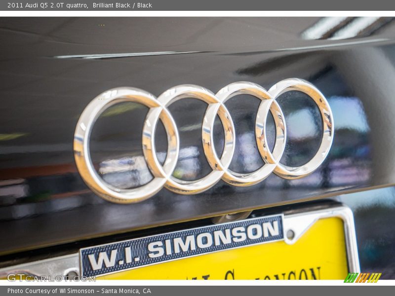 Brilliant Black / Black 2011 Audi Q5 2.0T quattro