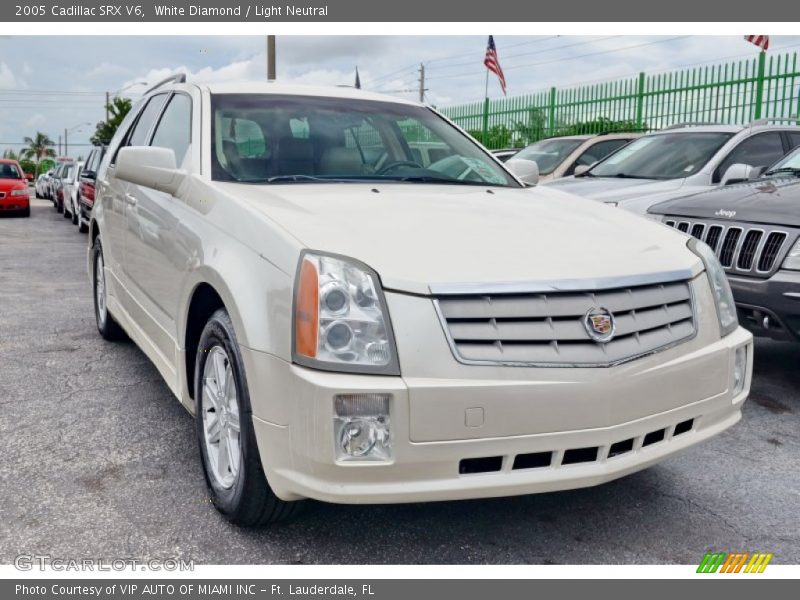 White Diamond / Light Neutral 2005 Cadillac SRX V6