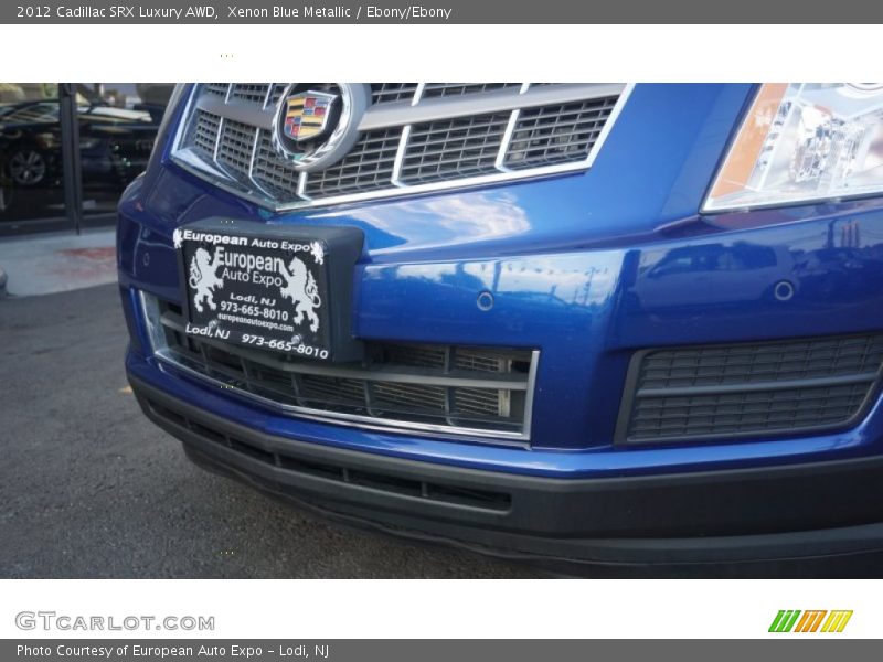 Xenon Blue Metallic / Ebony/Ebony 2012 Cadillac SRX Luxury AWD
