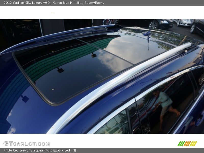 Xenon Blue Metallic / Ebony/Ebony 2012 Cadillac SRX Luxury AWD