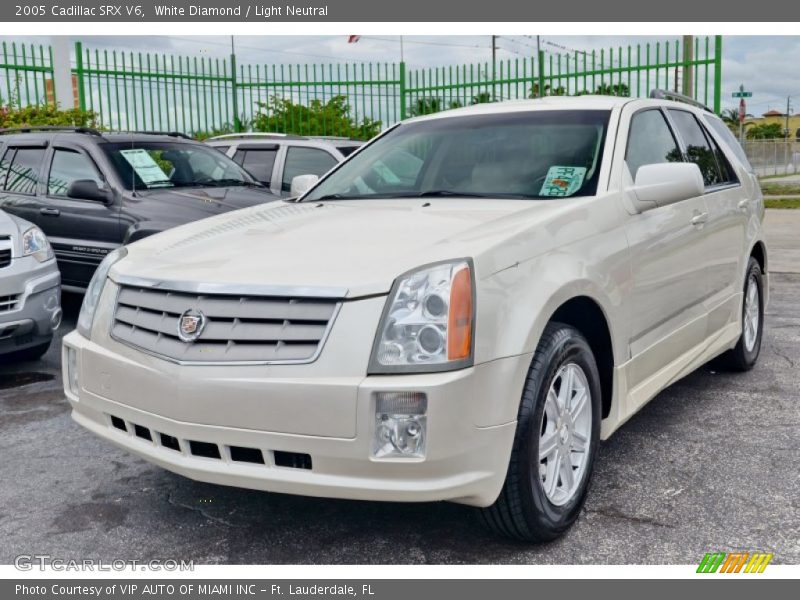 White Diamond / Light Neutral 2005 Cadillac SRX V6
