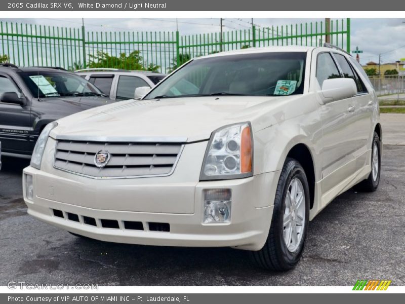 White Diamond / Light Neutral 2005 Cadillac SRX V6