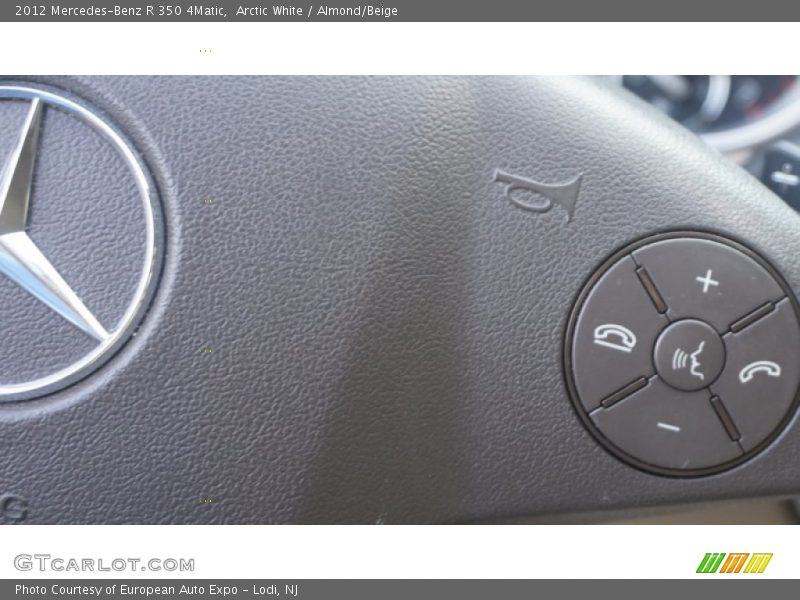 Arctic White / Almond/Beige 2012 Mercedes-Benz R 350 4Matic