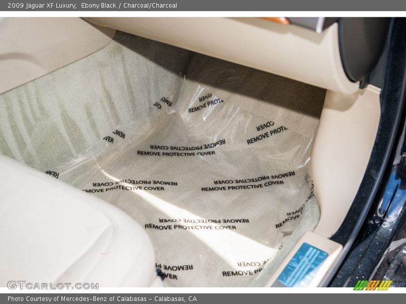 Ebony Black / Charcoal/Charcoal 2009 Jaguar XF Luxury