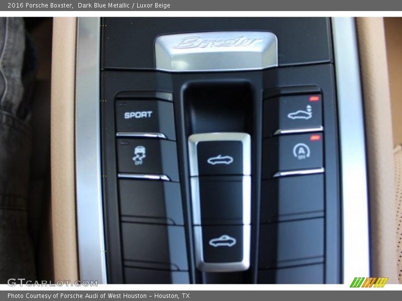 Controls of 2016 Boxster 