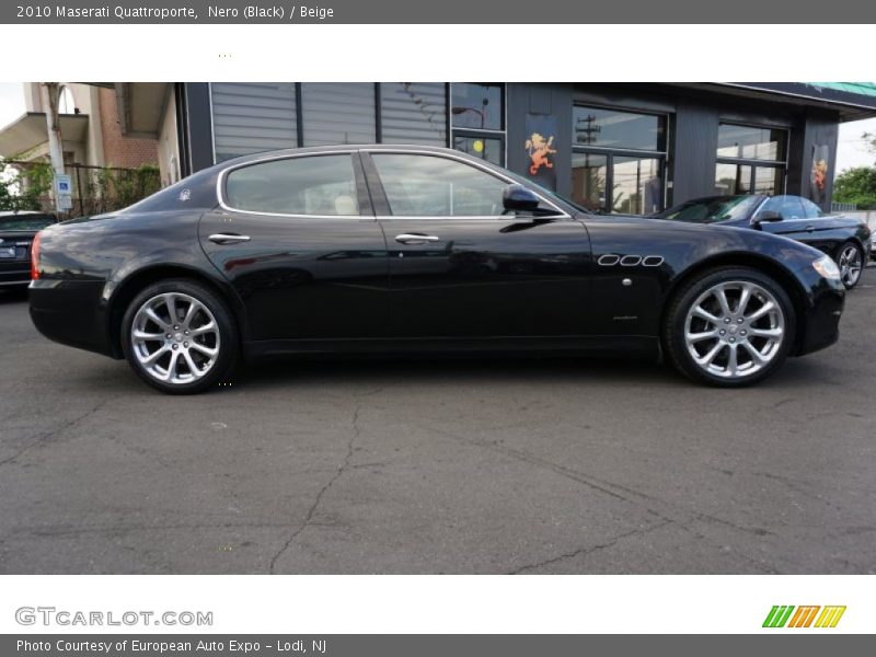 Nero (Black) / Beige 2010 Maserati Quattroporte