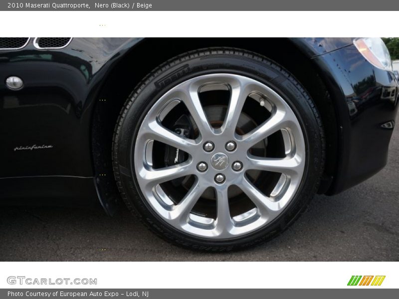 Nero (Black) / Beige 2010 Maserati Quattroporte