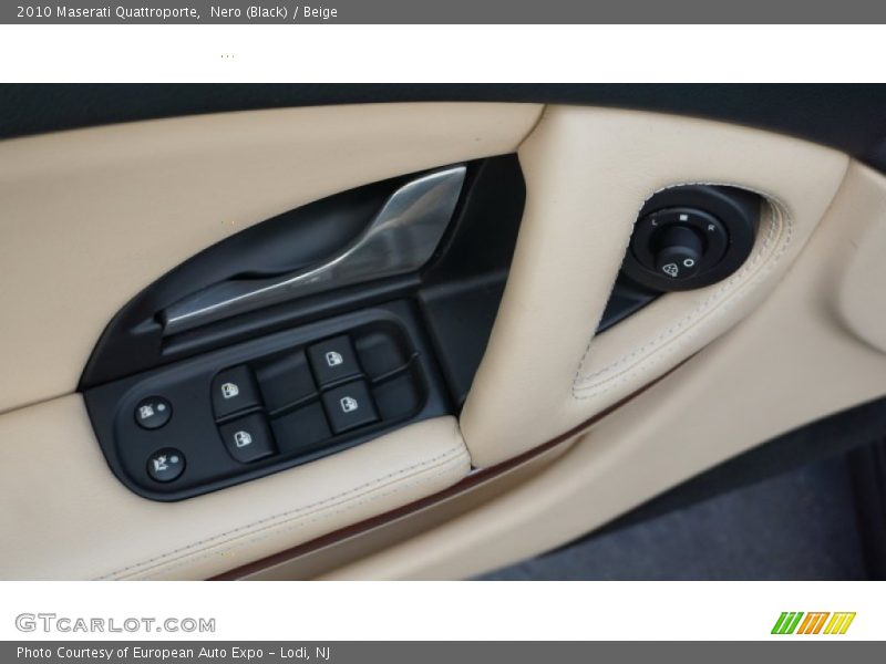 Nero (Black) / Beige 2010 Maserati Quattroporte