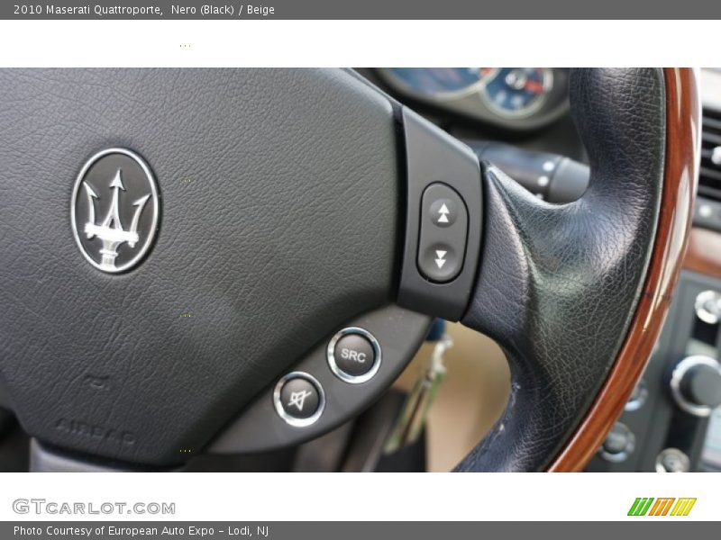 Nero (Black) / Beige 2010 Maserati Quattroporte