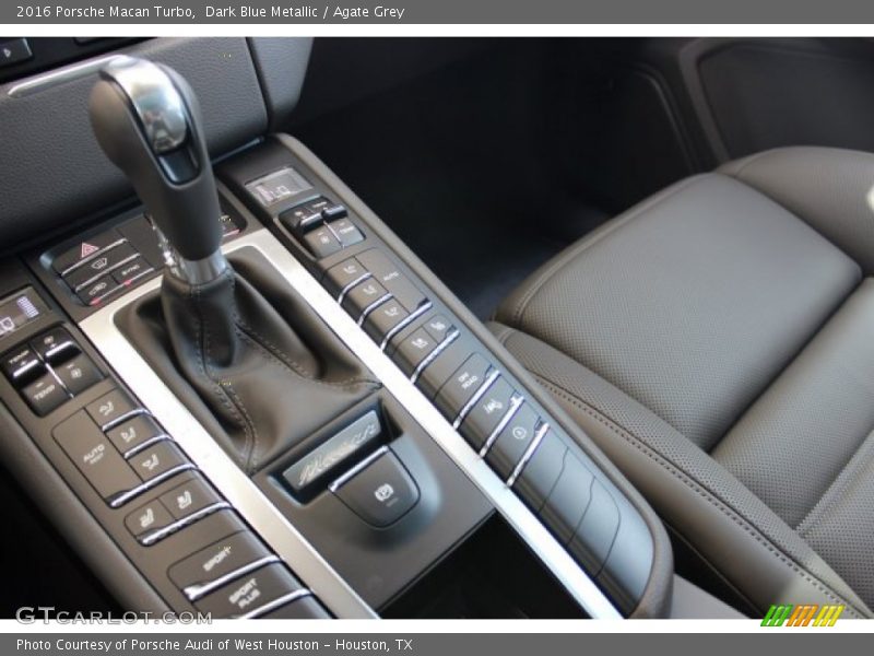 Dark Blue Metallic / Agate Grey 2016 Porsche Macan Turbo