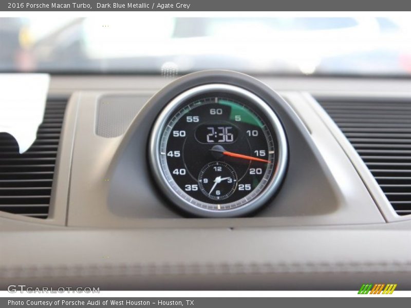 Dark Blue Metallic / Agate Grey 2016 Porsche Macan Turbo