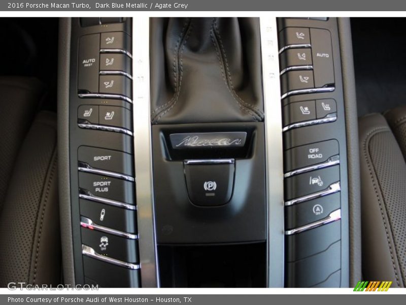 Dark Blue Metallic / Agate Grey 2016 Porsche Macan Turbo