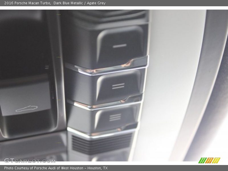 Dark Blue Metallic / Agate Grey 2016 Porsche Macan Turbo