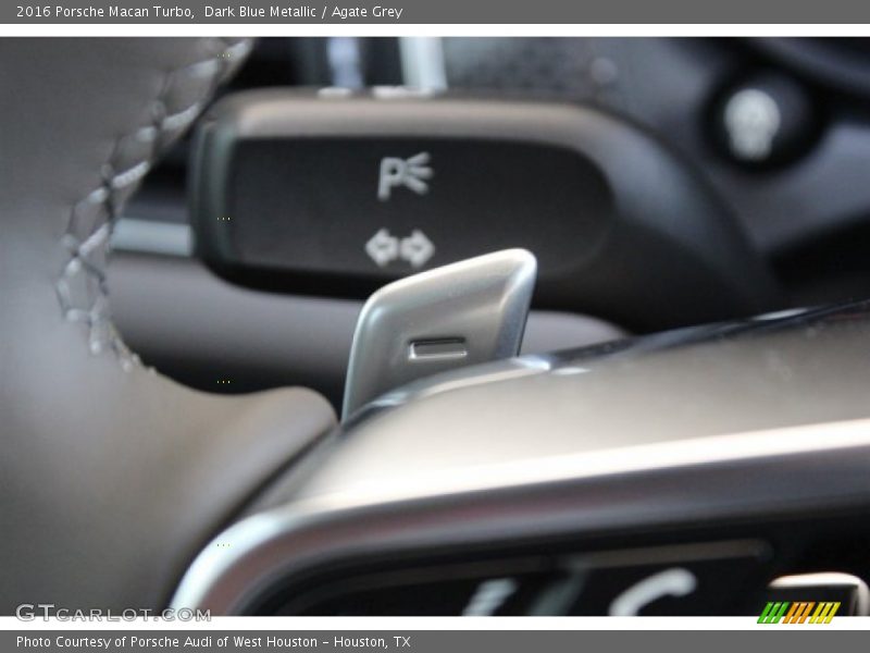 Dark Blue Metallic / Agate Grey 2016 Porsche Macan Turbo