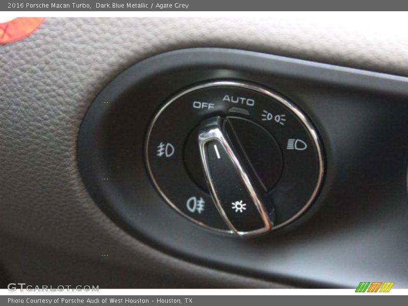 Dark Blue Metallic / Agate Grey 2016 Porsche Macan Turbo