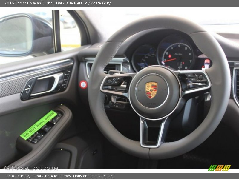  2016 Macan Turbo Steering Wheel