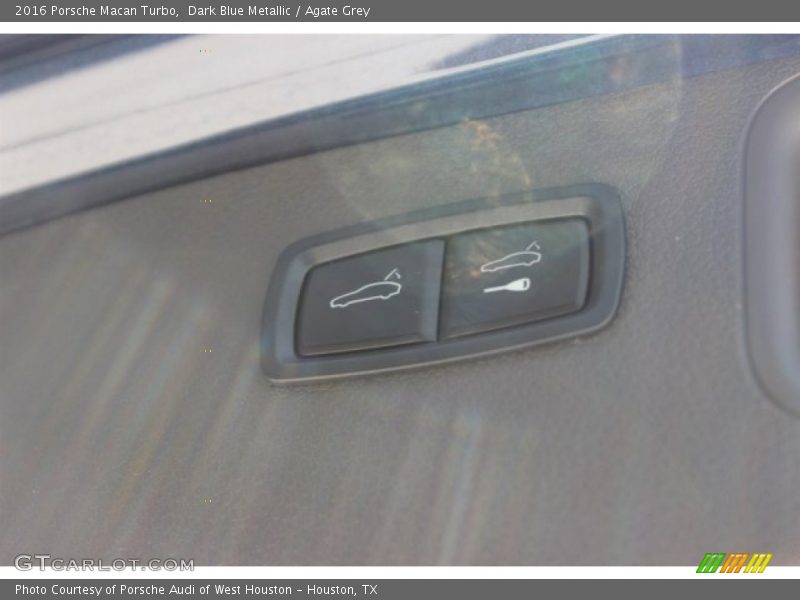 Dark Blue Metallic / Agate Grey 2016 Porsche Macan Turbo