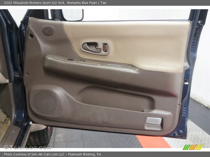 Memphis Blue Pearl / Tan 2002 Mitsubishi Montero Sport XLS 4x4