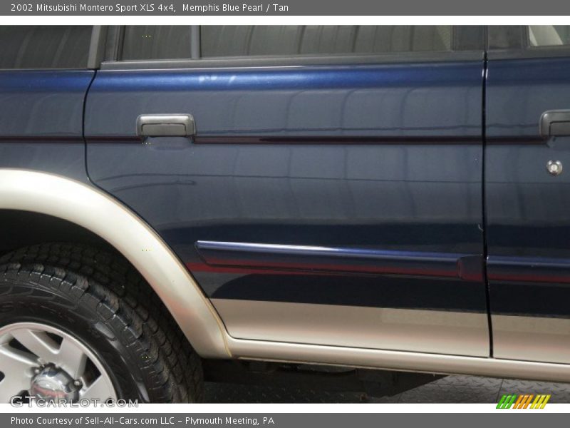 Memphis Blue Pearl / Tan 2002 Mitsubishi Montero Sport XLS 4x4