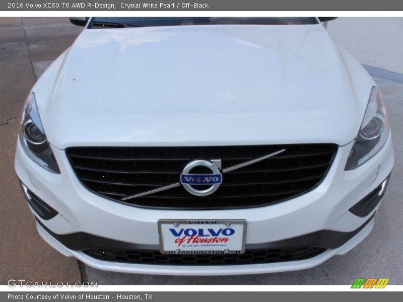 Crystal White Pearl / Off-Black 2016 Volvo XC60 T6 AWD R-Design