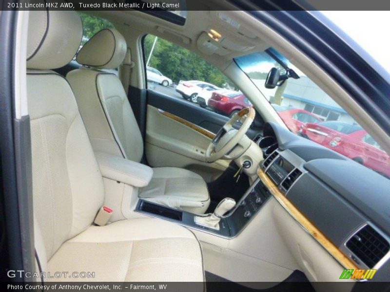 Tuxedo Black Metallic / Light Camel 2011 Lincoln MKZ AWD