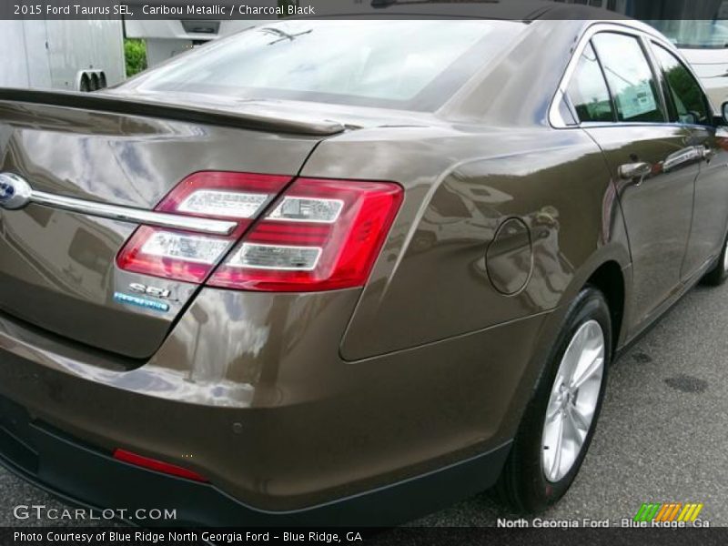 Caribou Metallic / Charcoal Black 2015 Ford Taurus SEL
