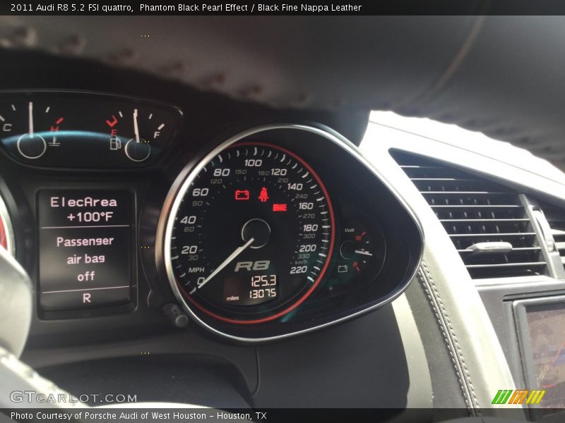 Phantom Black Pearl Effect / Black Fine Nappa Leather 2011 Audi R8 5.2 FSI quattro