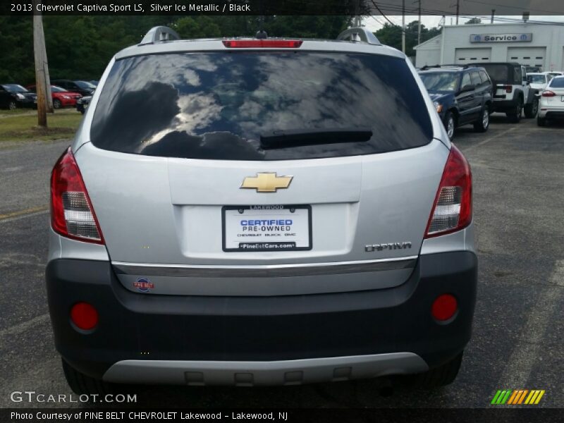 Silver Ice Metallic / Black 2013 Chevrolet Captiva Sport LS