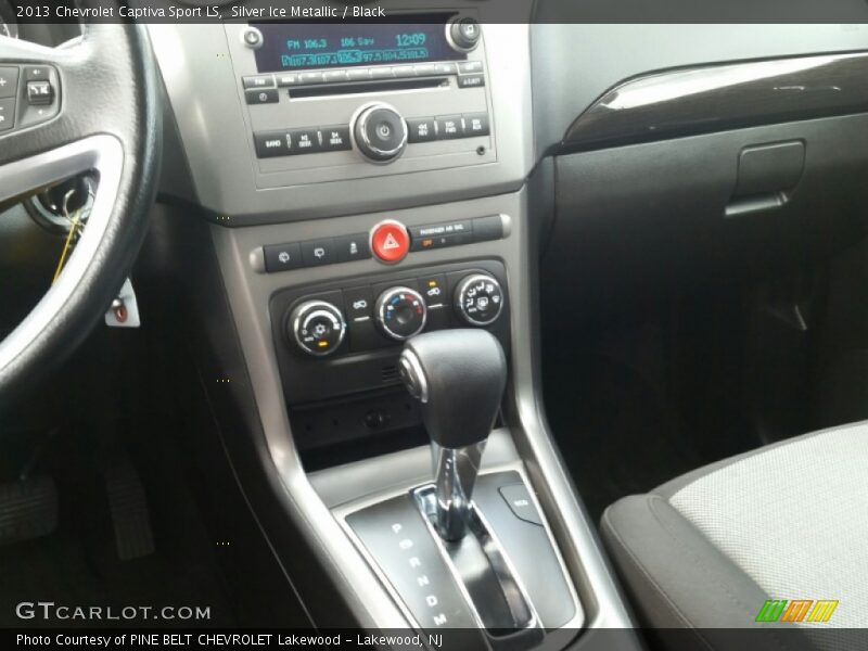 Silver Ice Metallic / Black 2013 Chevrolet Captiva Sport LS