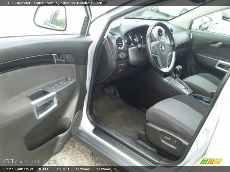 Silver Ice Metallic / Black 2013 Chevrolet Captiva Sport LS