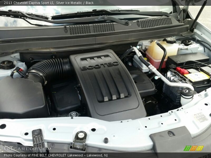 Silver Ice Metallic / Black 2013 Chevrolet Captiva Sport LS