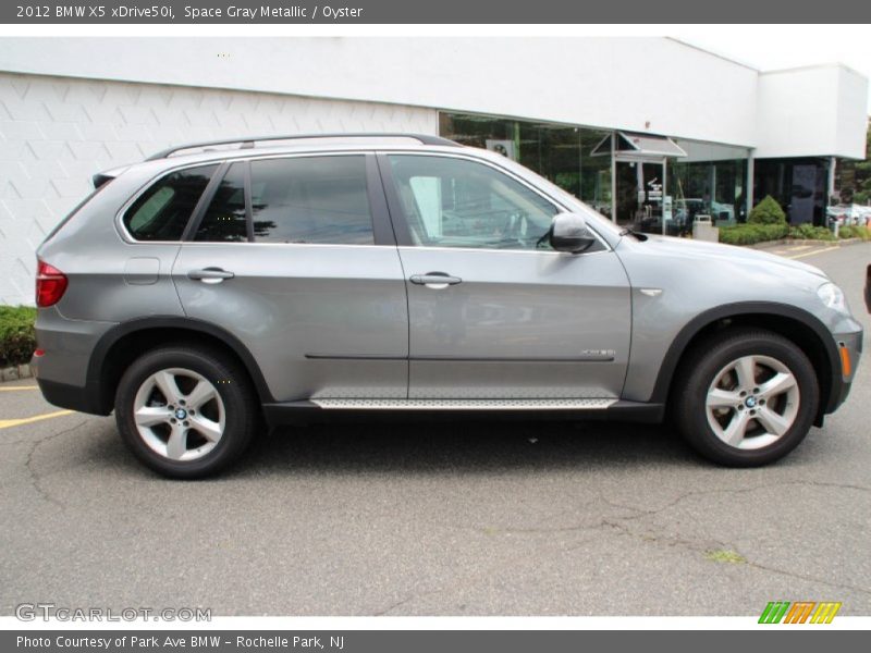 Space Gray Metallic / Oyster 2012 BMW X5 xDrive50i
