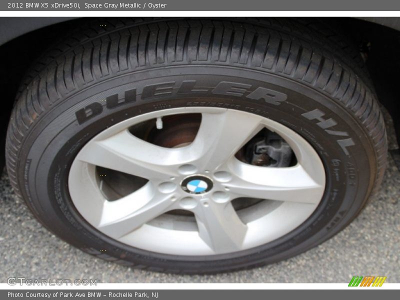 Space Gray Metallic / Oyster 2012 BMW X5 xDrive50i