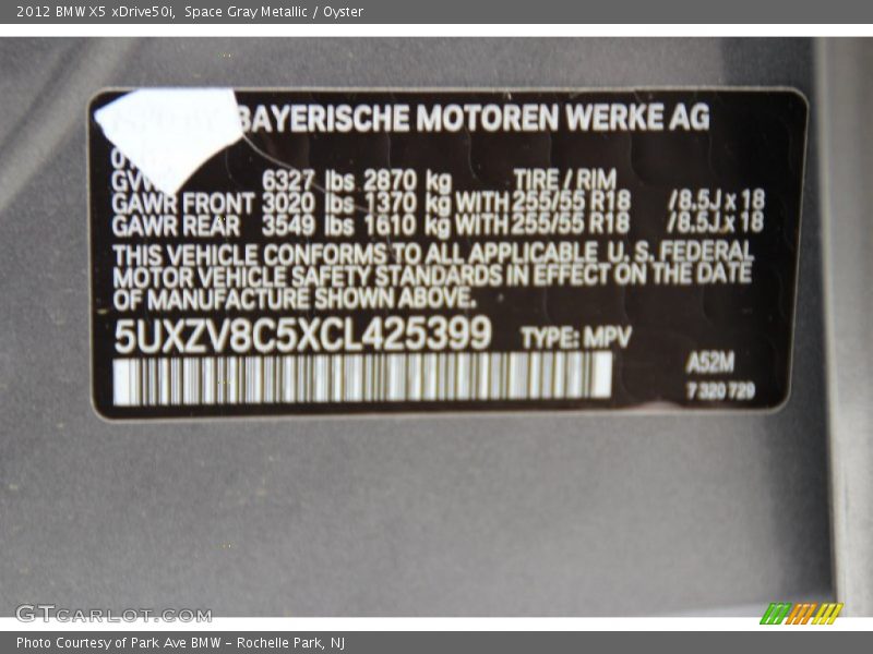 Space Gray Metallic / Oyster 2012 BMW X5 xDrive50i