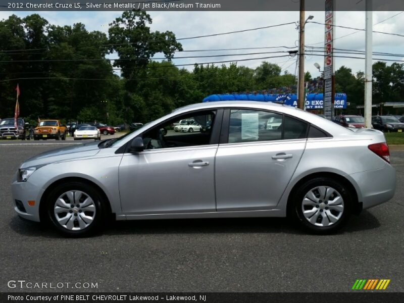 Silver Ice Metallic / Jet Black/Medium Titanium 2012 Chevrolet Cruze LS