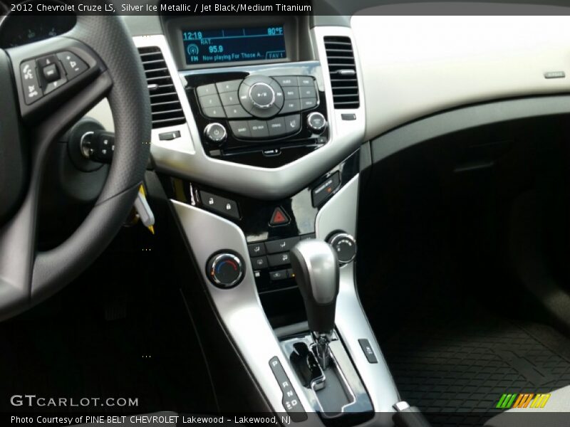 Silver Ice Metallic / Jet Black/Medium Titanium 2012 Chevrolet Cruze LS