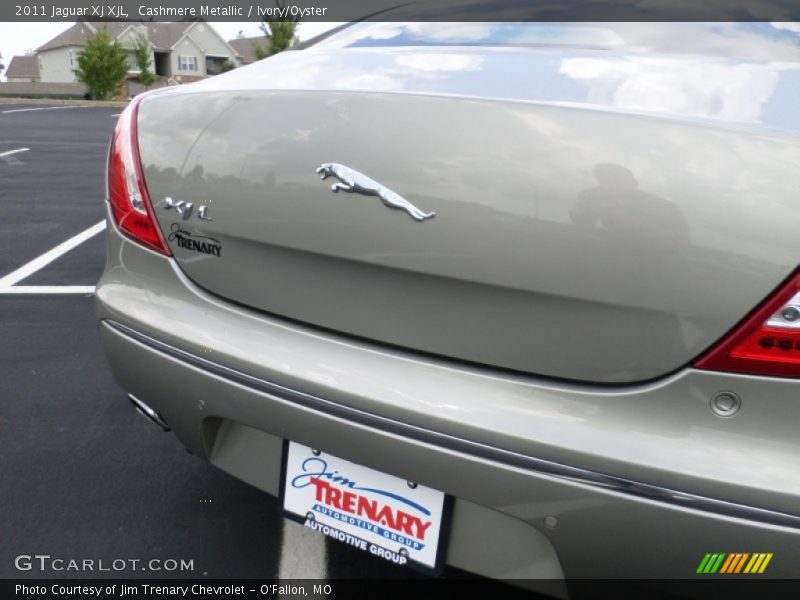 Cashmere Metallic / Ivory/Oyster 2011 Jaguar XJ XJL