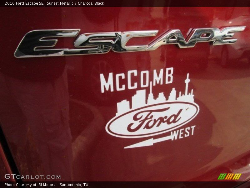 Sunset Metallic / Charcoal Black 2016 Ford Escape SE